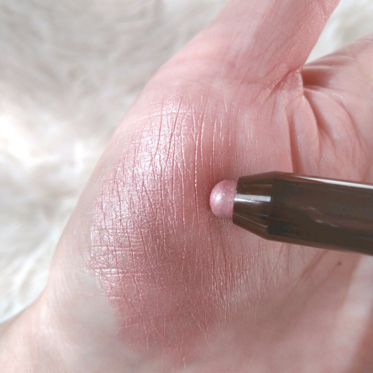 グリームオンフィットシャドウ GF08 オルゴール(EC限定)/excel/スティックアイシャドウを使ったクチコミ（2枚目）