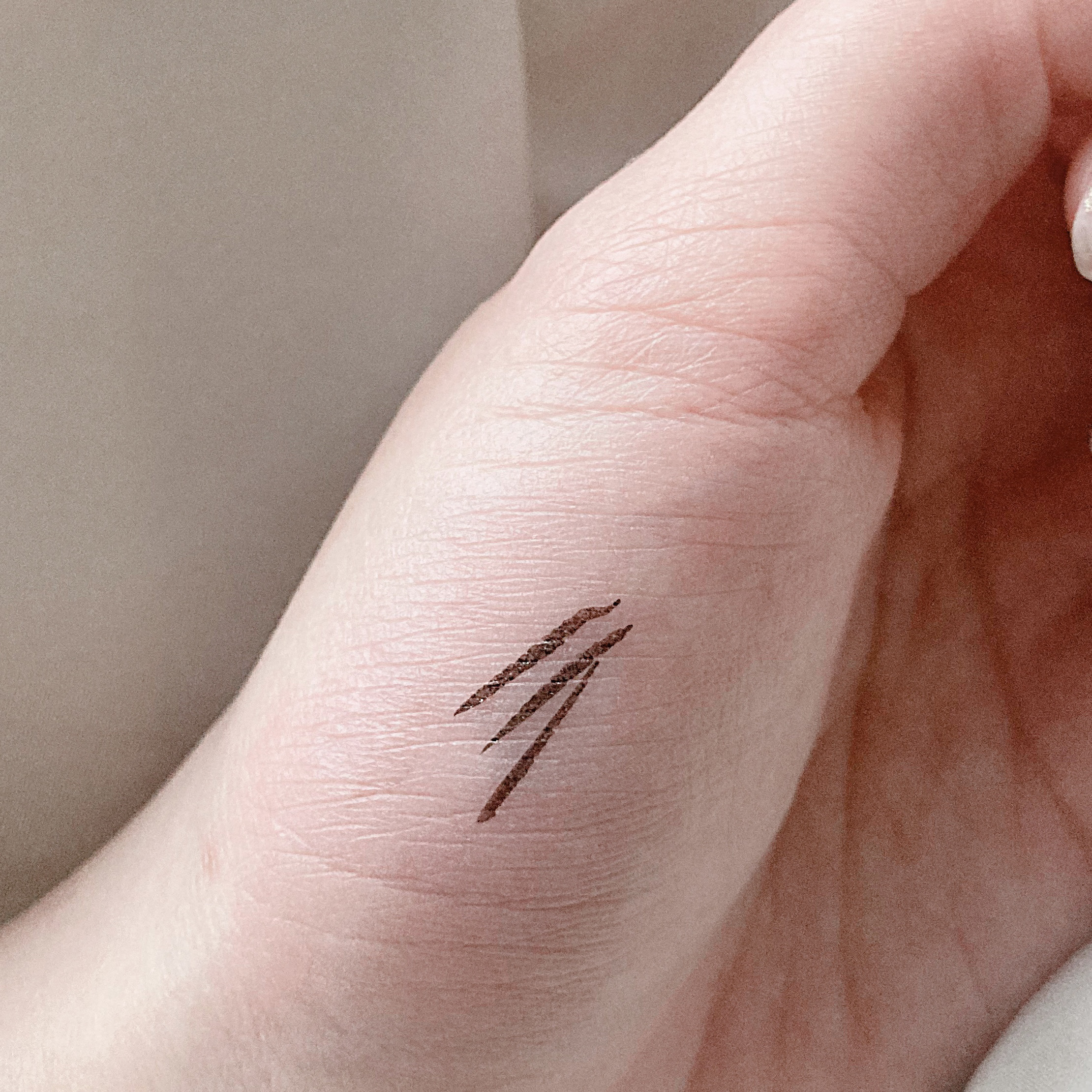 アイデザインライナー/COCOROIKI/リキッドアイライナーを使ったクチコミ（2枚目）