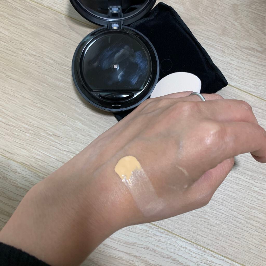 ミネラルリキッドリー ファンデーション SPF22 PA++/MiMC/リキッドファンデーションを使ったクチコミ(2枚目)