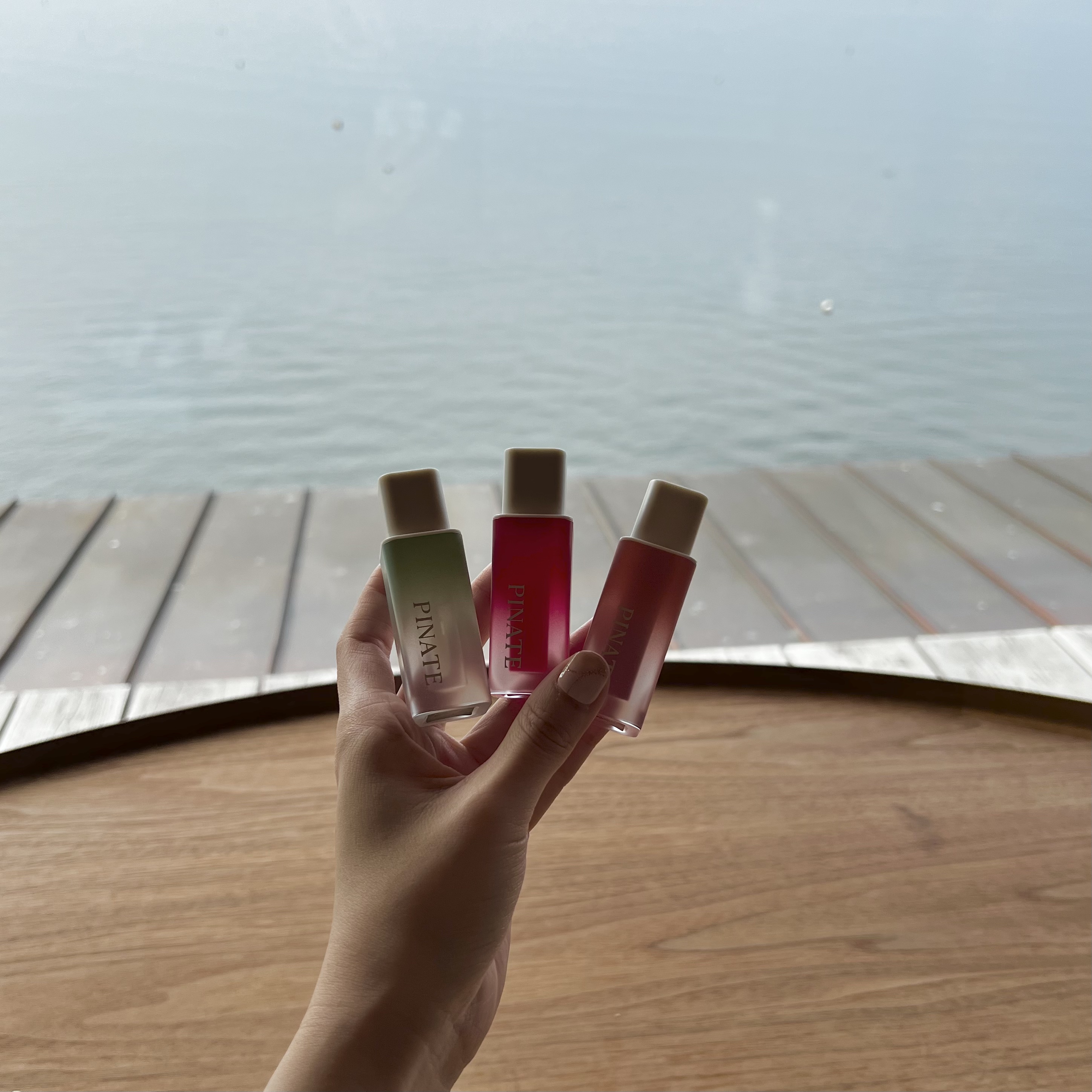 ナチュラルブルームリップオイルセラム 3色セット/PINATE/リップグロスを使ったクチコミ（2枚目）