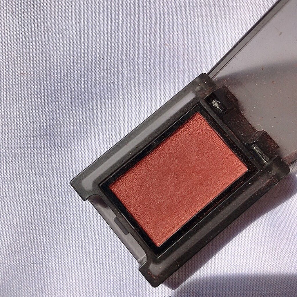 セルヴォーク ヴォランタリー アイズ/Celvoke/単色アイシャドウを使ったクチコミ(2枚目)