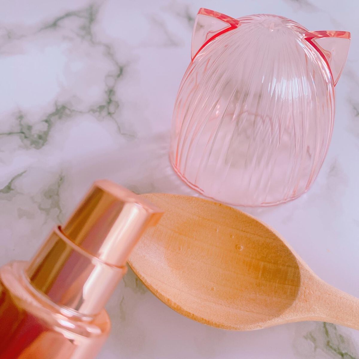 ウルリス ピンクネコ  ウォーターコンク スリーク ヘアオイル/ululis/ヘアオイルを使ったクチコミ（3枚目）