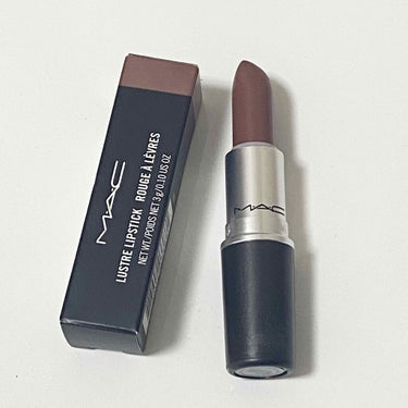 いま一番お気に入りのブラウンリップ💄
MACのタッチ♡
めっちゃ色可愛いから最近これしか使ってない((