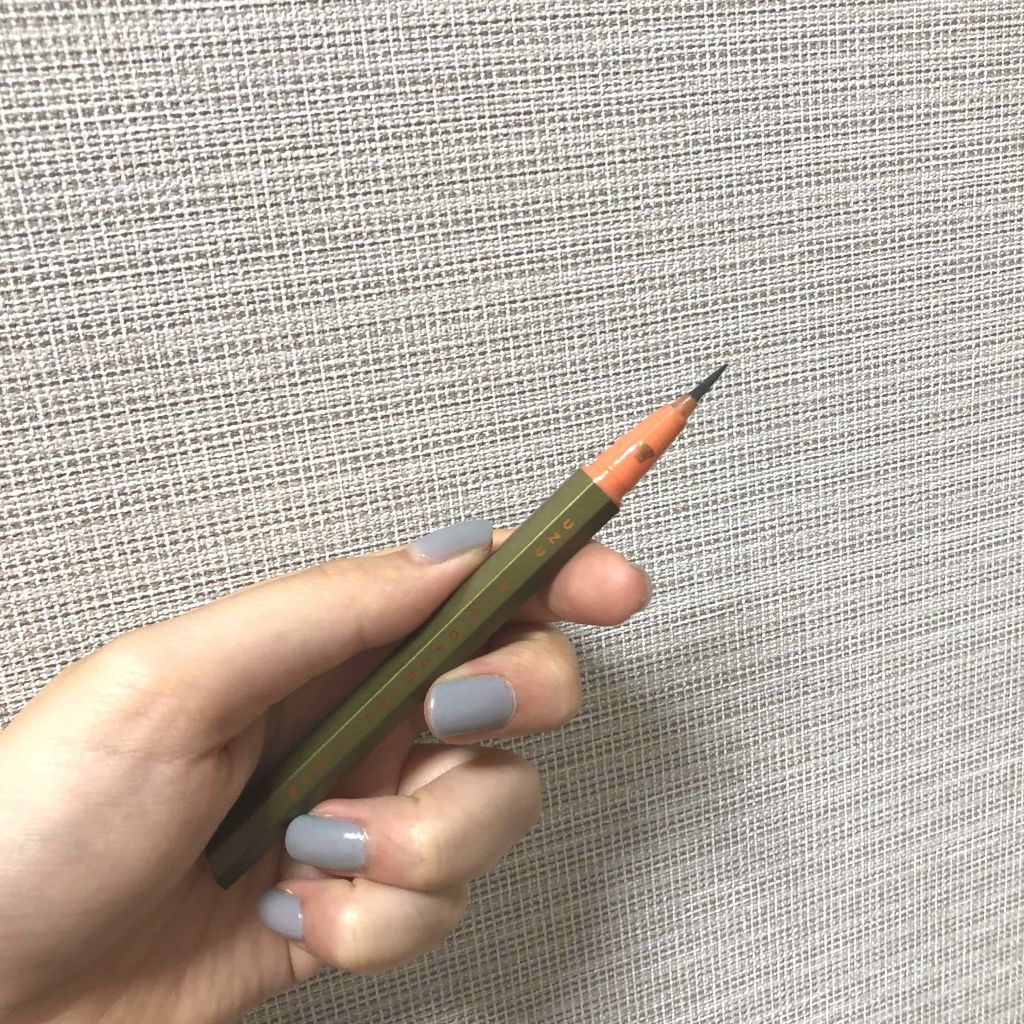 EYE OPENING LINER/UZU BY FLOWFUSHI/リキッドアイライナーを使ったクチコミ(2枚目)