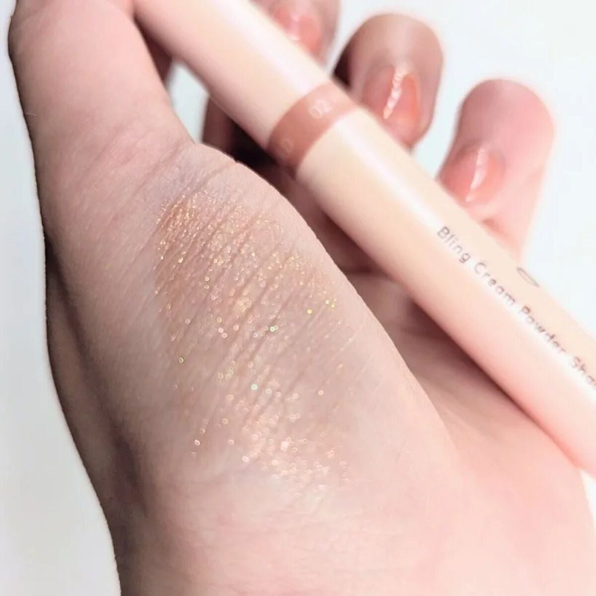 ブリンクリームパウダーシャドウ/BLING GLOW/単色アイシャドウを使ったクチコミ(3枚目)