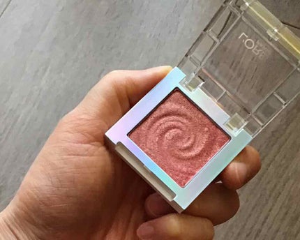 カラークイーン オイルシャドウ/ロレアル パリ/単色アイシャドウを使ったクチコミ(1枚目)