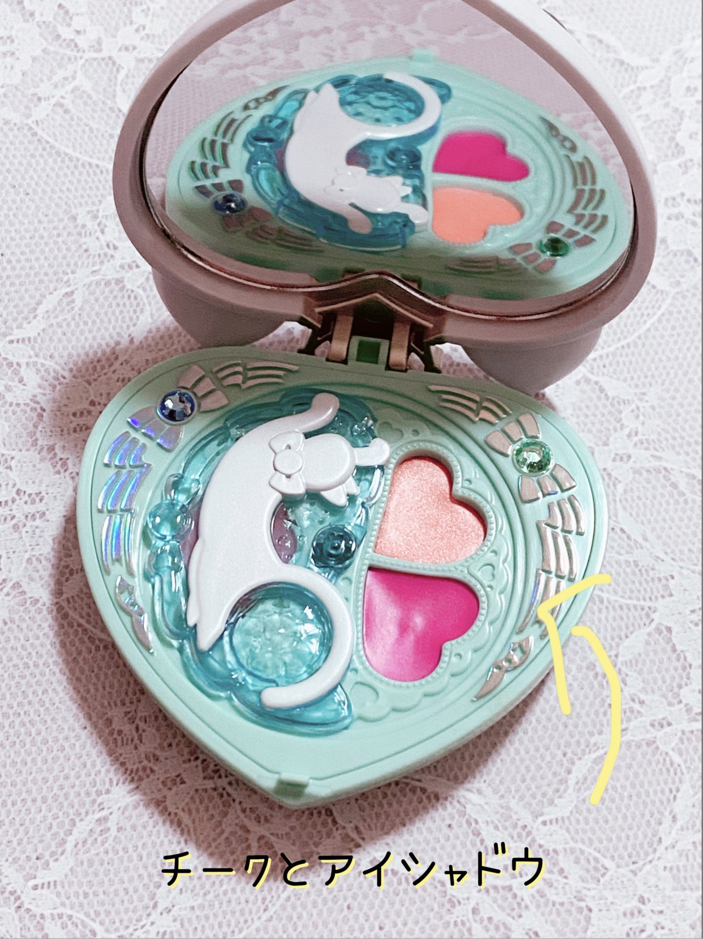 Pretty Holic シャイニーキャッツパクト/Pretty Holic/メイクアップキットを使ったクチコミ(5枚目)