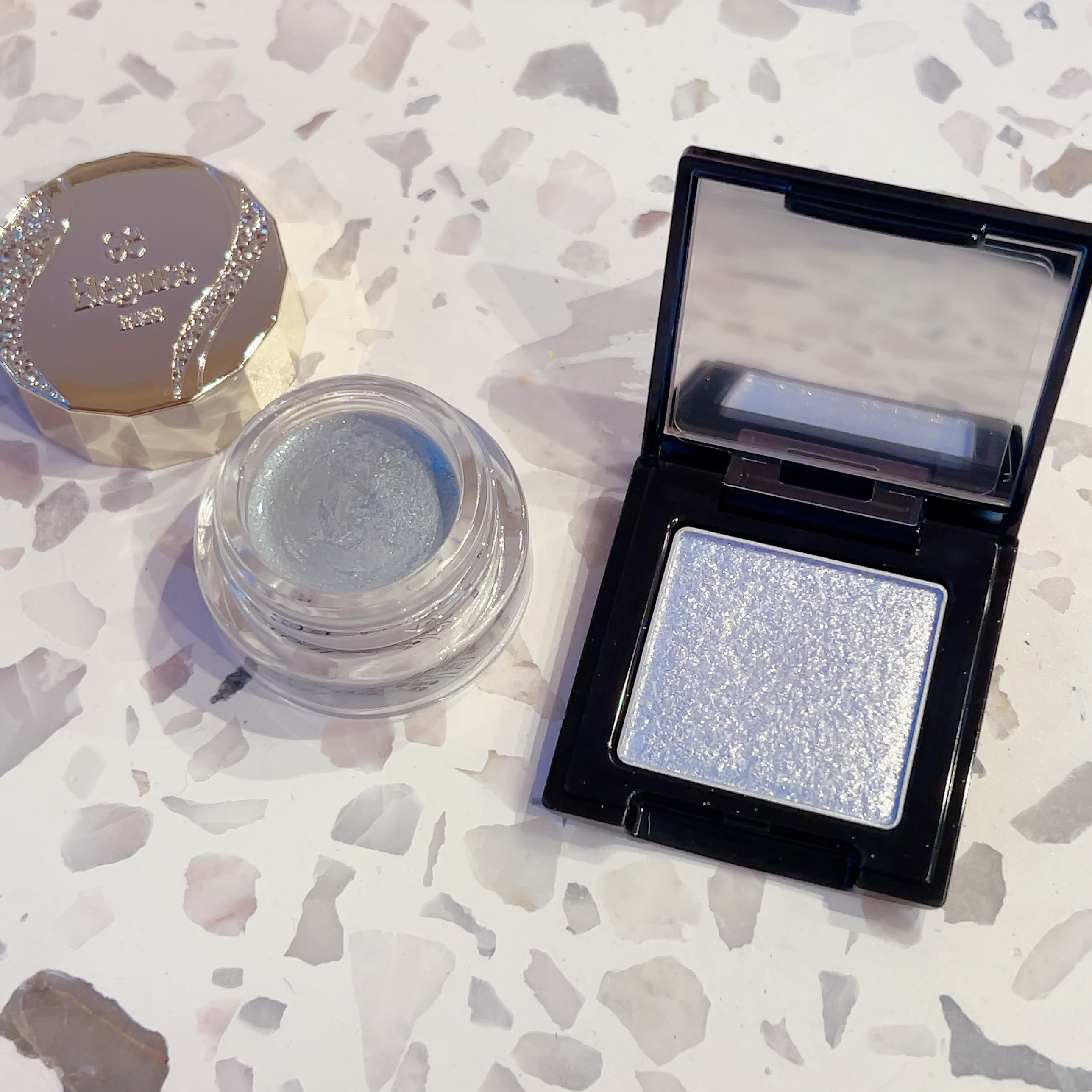 ラズル アイカラー/エレガンス ラズル /単色アイシャドウを使ったクチコミ（2枚目）