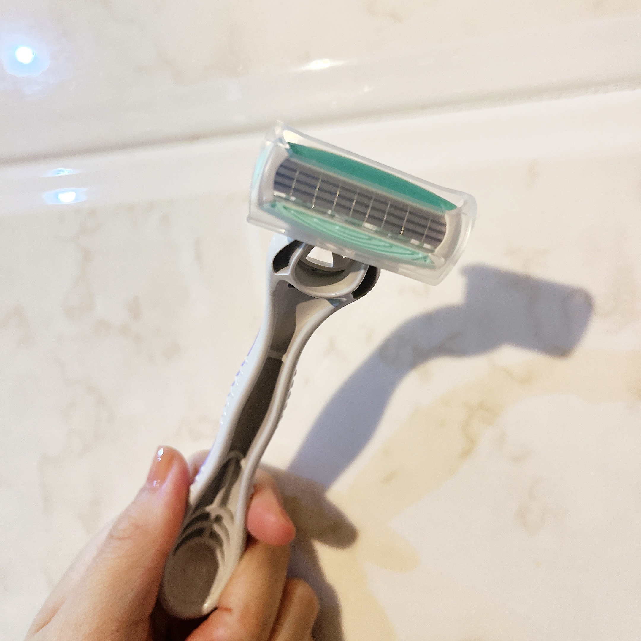 クアトロライト 敏感肌用 （２本入）/シック/シェーバーを使ったクチコミ（2枚目）