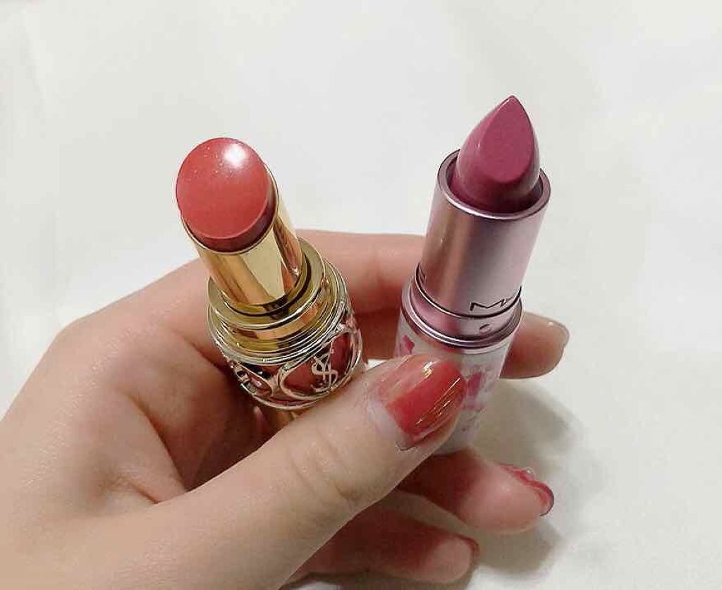 ルージュ ヴォリュプテ シャイン/YVES SAINT LAURENT BEAUTE/口紅を使ったクチコミ(2枚目)