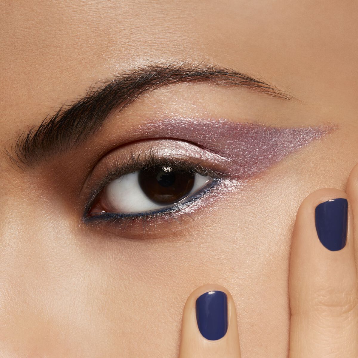 ダズルシャドウ リキッド ラブ ユアセルフ