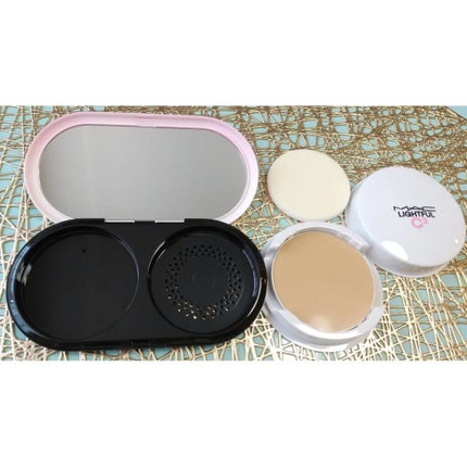 ライトフル C3 ナチュラル シルク パウダーファンデーション/M・A・C/パウダーファンデーションを使ったクチコミ(3枚目)