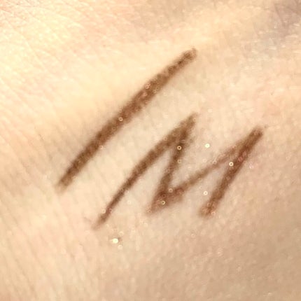 3CE 3CE SUPER SLIM WATERPROOF EYE LINERのクチコミ「とってもスリムな形に、するするかける柔らかいテクスチャーのペンシルアイライナー👁
3ceのヘ.....」(3枚目)