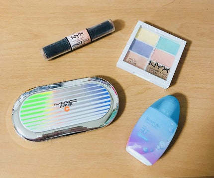 コンシール コレクト コントゥアー パレット/NYX Professional Makeup/パレットコンシーラーを使ったクチコミ(1枚目)