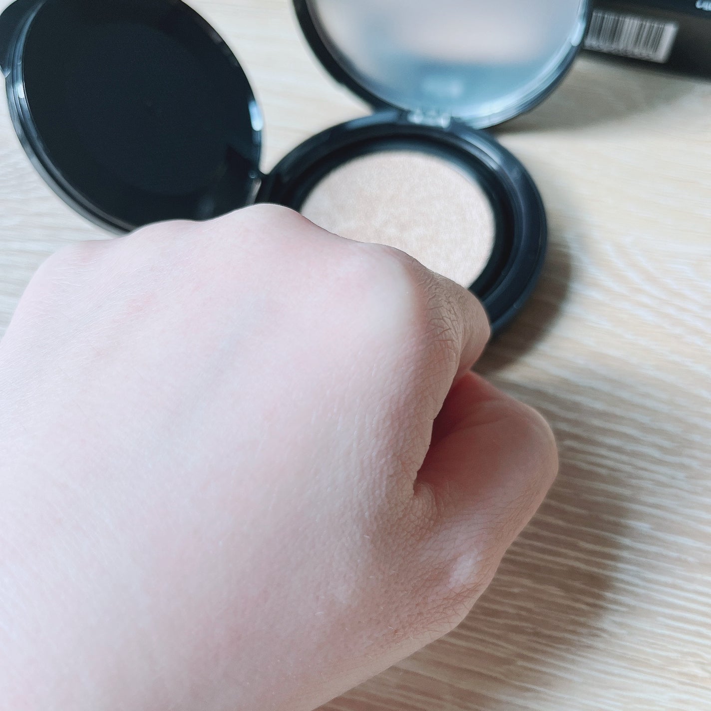 レブロン カラーステイ ロングウェア UV クッション ファンデーション/REVLON/クッションファンデーションを使ったクチコミ(4枚目)