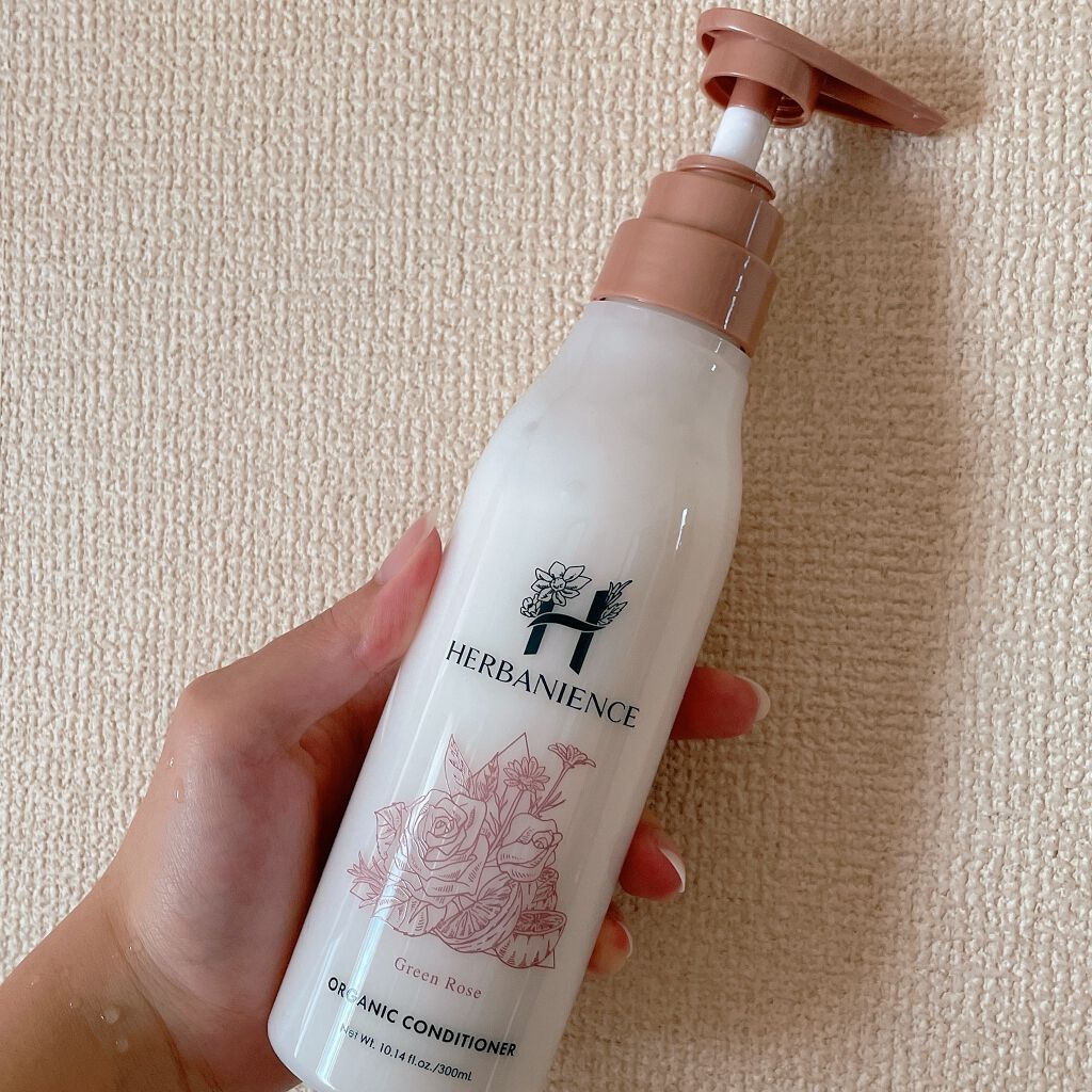 ハーバニエンス シャンプー・コンディショナー（グリーンローズ）/HERBANIENCE/市販シャンプーを使ったクチコミ（1枚目）