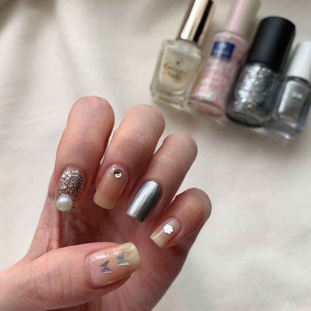 カラフルネイルズ/キャンメイク/マニキュアを使ったクチコミ(4枚目)