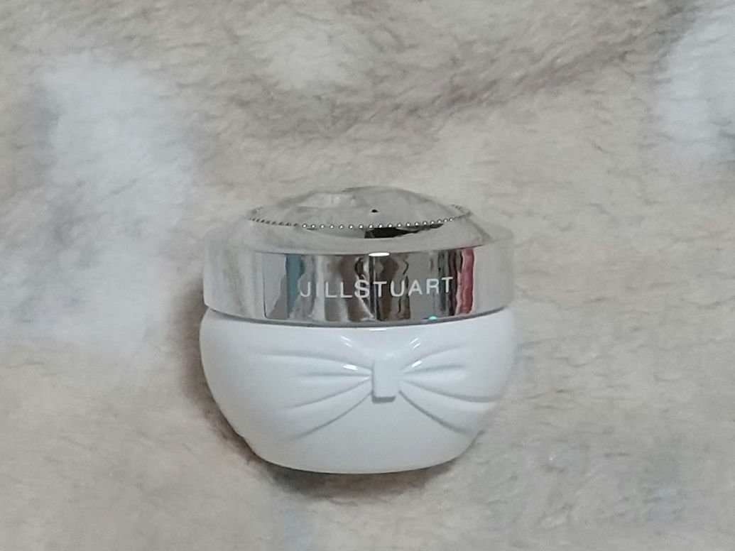 ジルスチュアート  ホワイトフローラル  ハンドクリーム  ディープモイスチュア /JILL STUART/ハンドクリームを使ったクチコミ（3枚目）