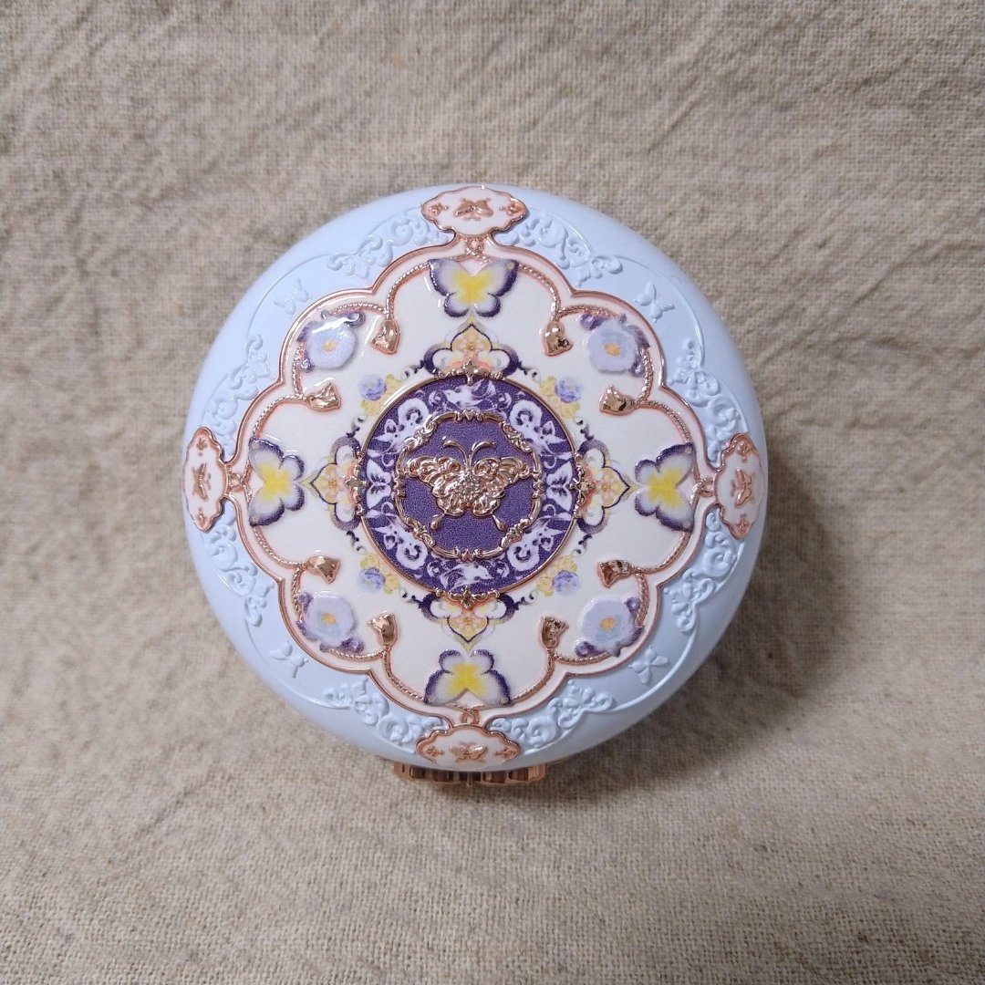 胡蝶雲肩ブラッシュデュオ＜チークカラー＞  /FlowerKnows/パウダーチークを使ったクチコミ（2枚目）