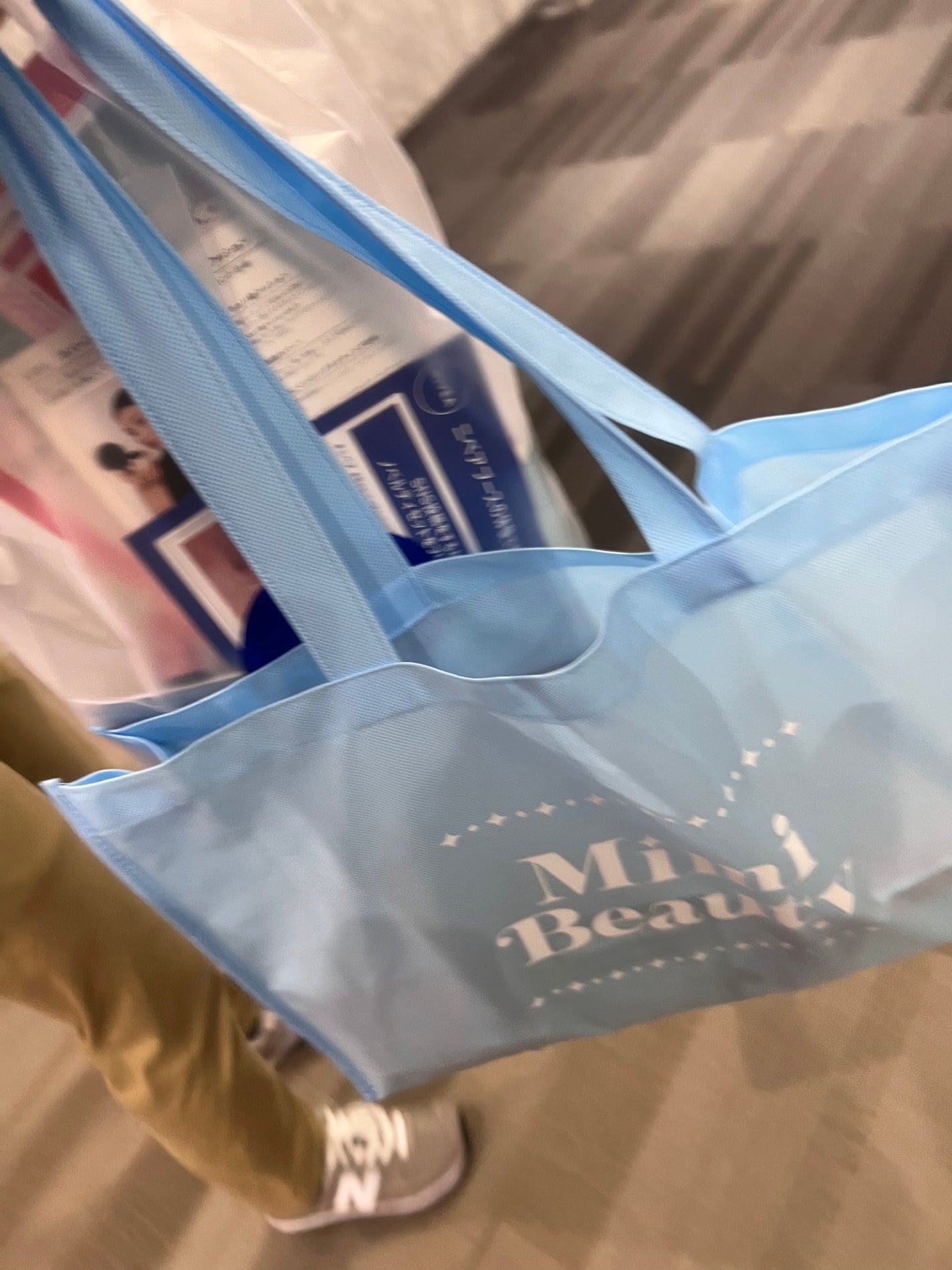 そら☁️フォロバ on LIPS 「#BeautyMeets楽しかった✨こんなにたくさんお土産いた..」(7枚目)