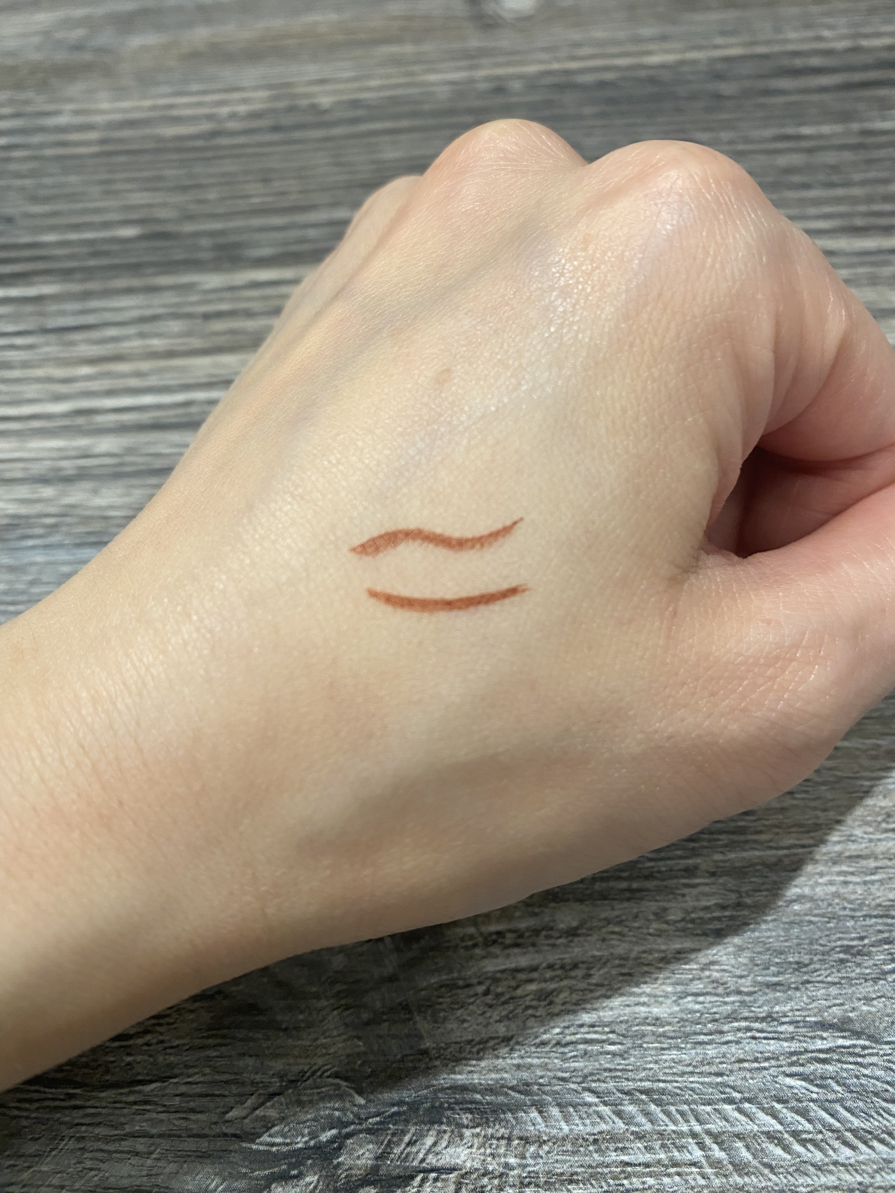 スキルレスライナー/LUMIURGLAS/リキッドアイライナーを使ったクチコミ（2枚目）