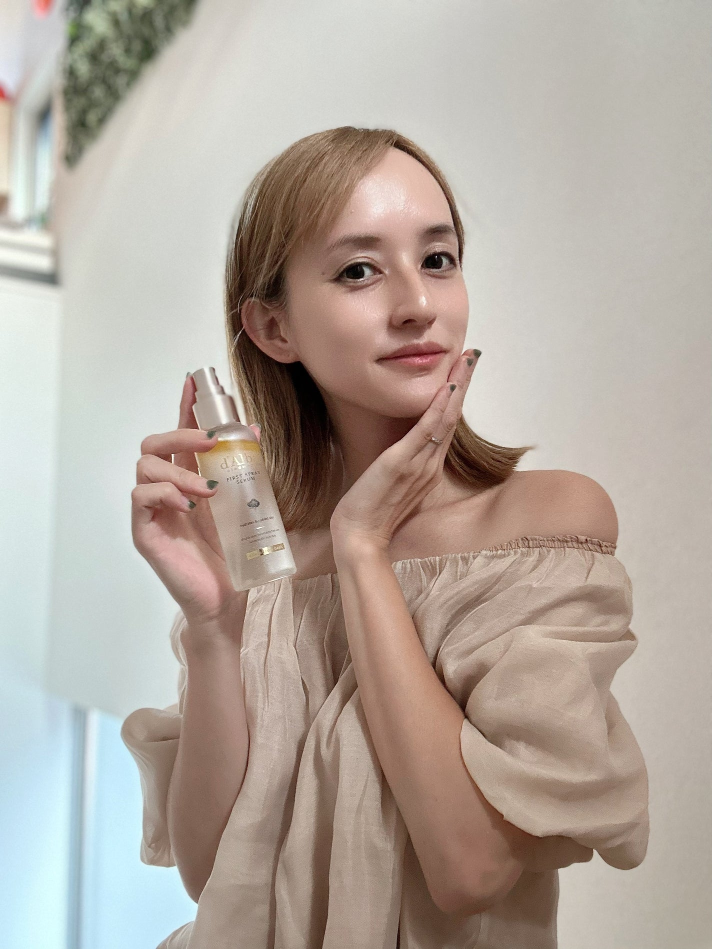 ダルバ ホワイトトリュフファーストスプレーセラム/ダルバ/ミスト状化粧水を使ったクチコミ(1枚目)