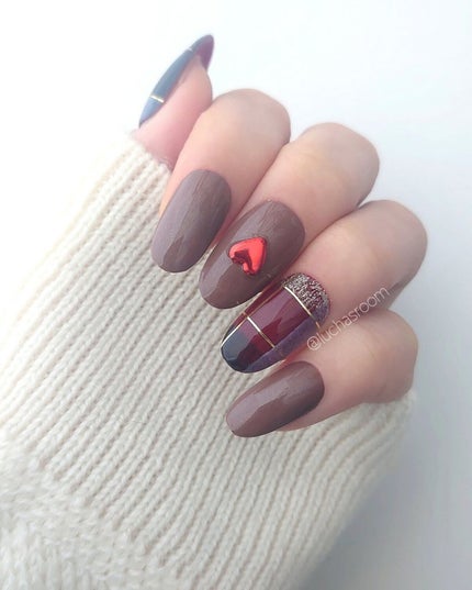 フレンドネイル(リニューアル品) /DAISO/マニキュアを使ったクチコミ(4枚目)