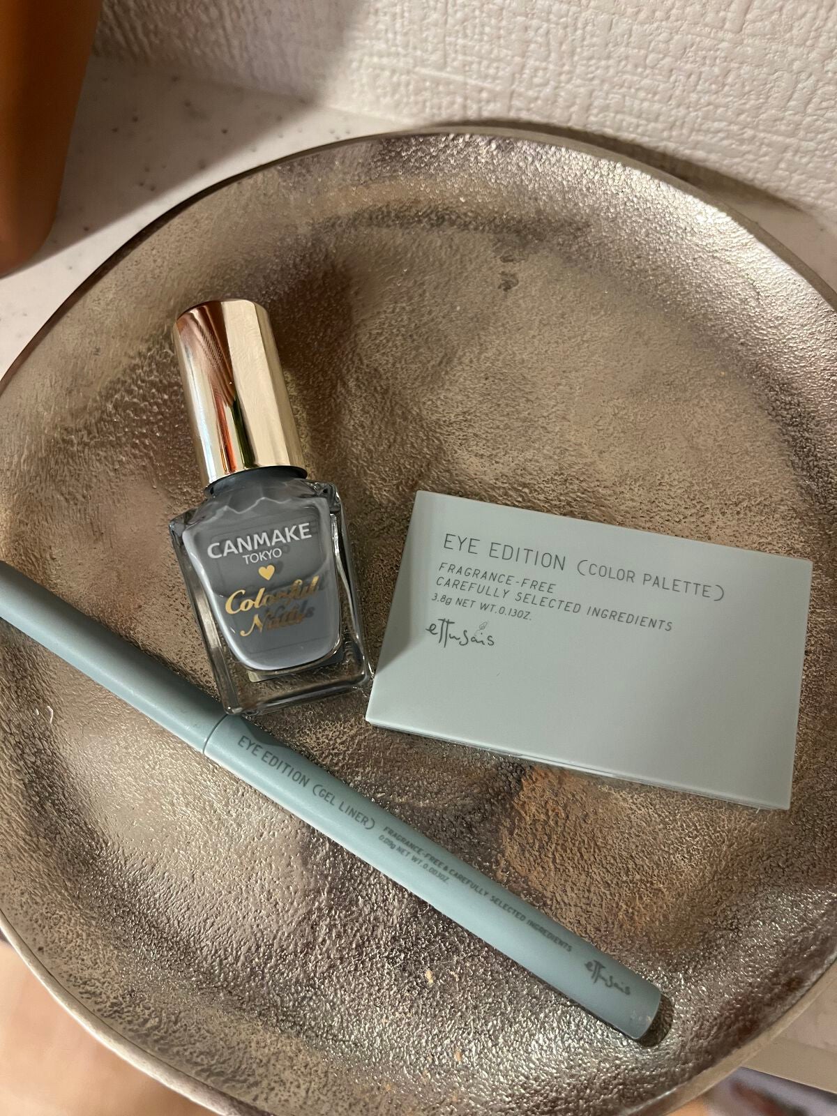 カラフルネイルズ/キャンメイク/マニキュアを使ったクチコミ(1枚目)