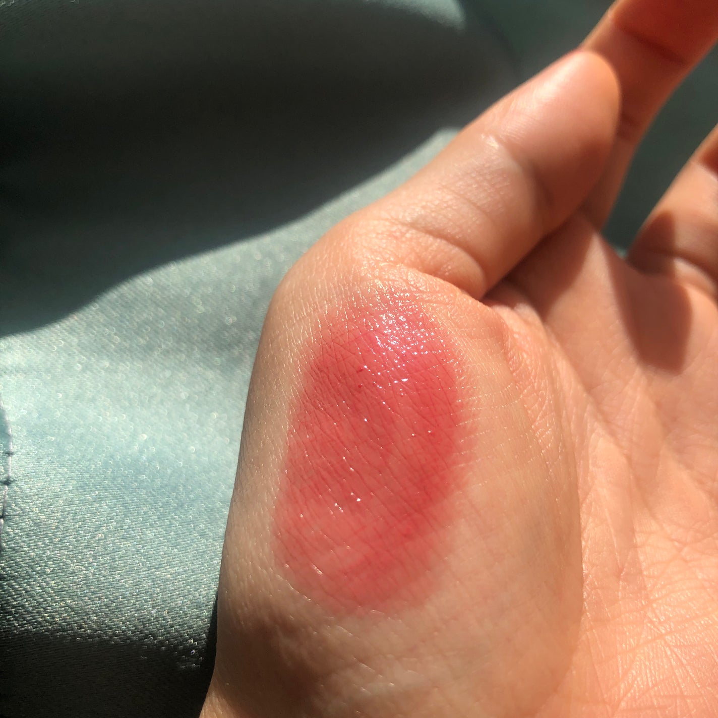 ボンディンググロウリップスティック/Laka/口紅を使ったクチコミ(2枚目)