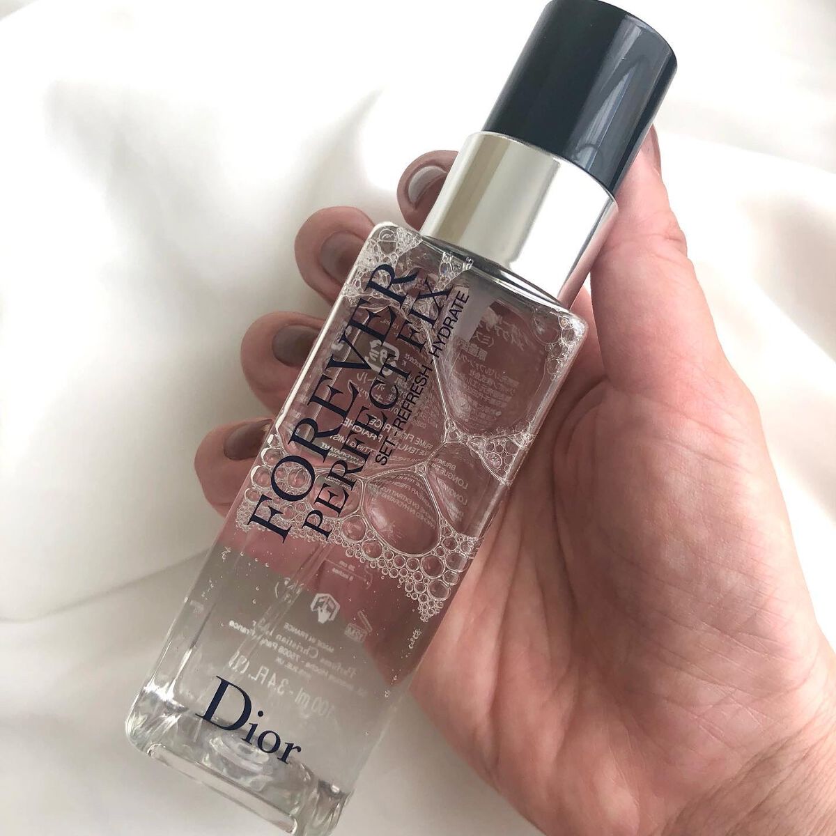 ディオールスキン フォーエヴァー メイクアップ フィックス ミスト/Dior/化粧下地を使ったクチコミ（2枚目）