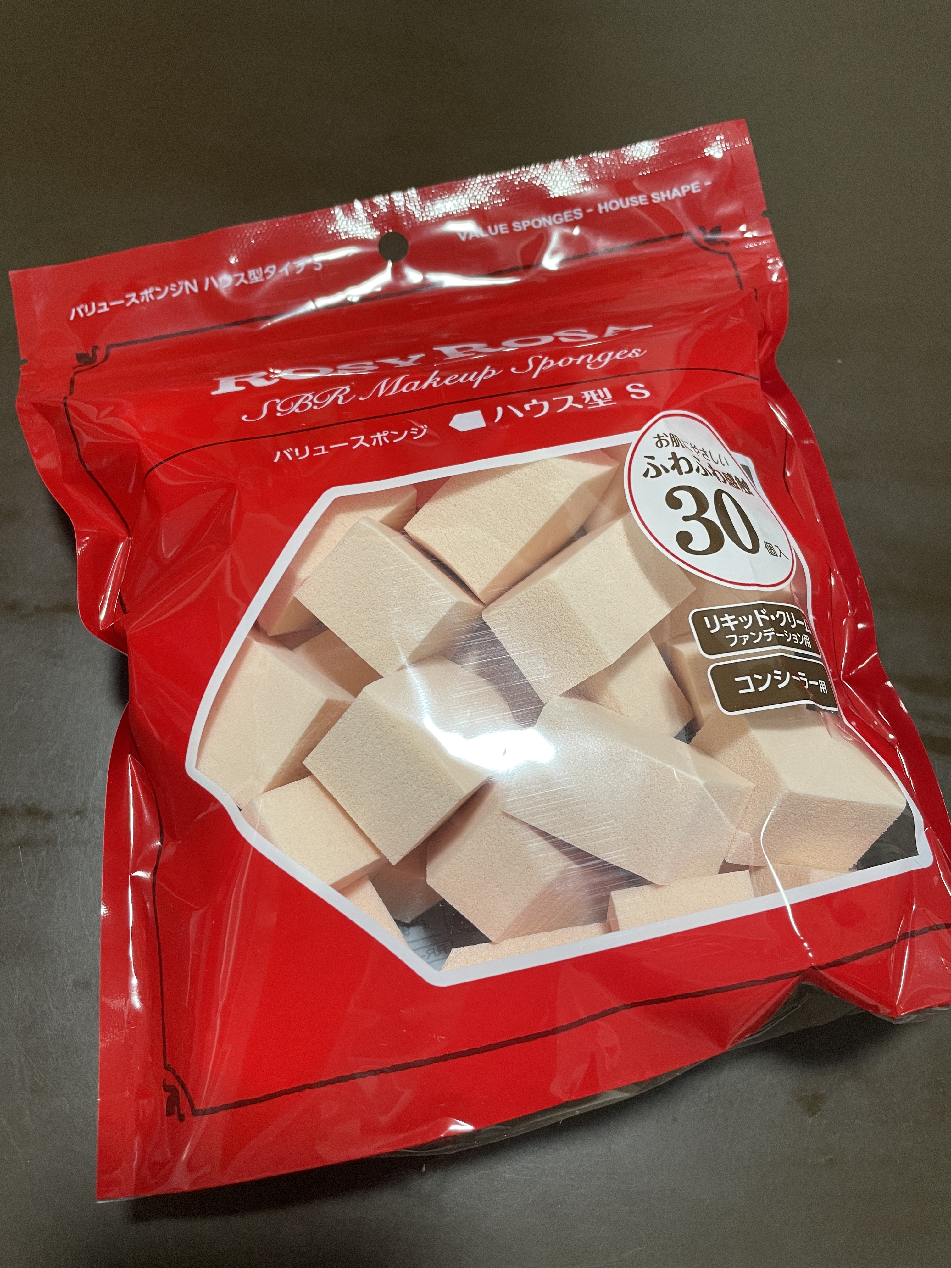 バリュースポンジN ハウス型タイプS 30P/ロージーローザ/パフ・スポンジを使ったクチコミ（1枚目）
