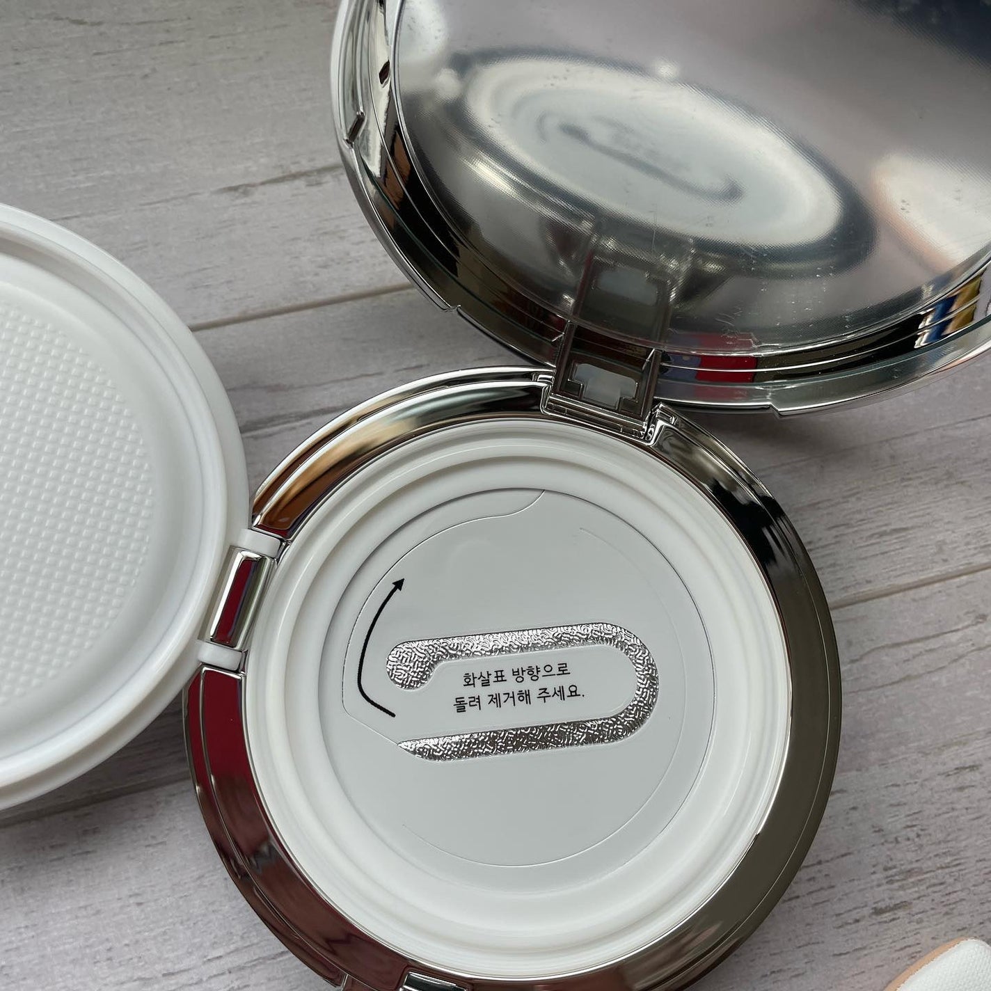 グリーミングテンションパクト/2aN/クリーム・エマルジョンファンデーションを使ったクチコミ(2枚目)