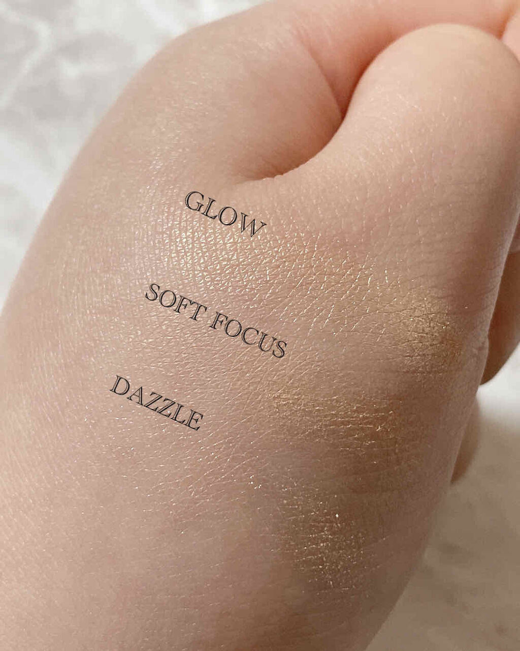 ボーン ディス ウェイ ターン アップ ザ ライト ハイライティング パレット/Too Faced/プレストパウダーを使ったクチコミ（2枚目）