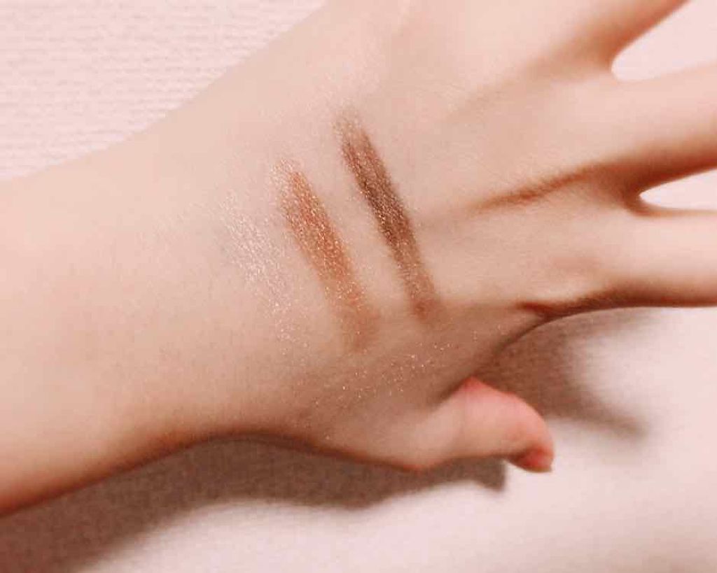 トーンアップアイシャドウ/CEZANNE/アイシャドウパレットを使ったクチコミ（2枚目）