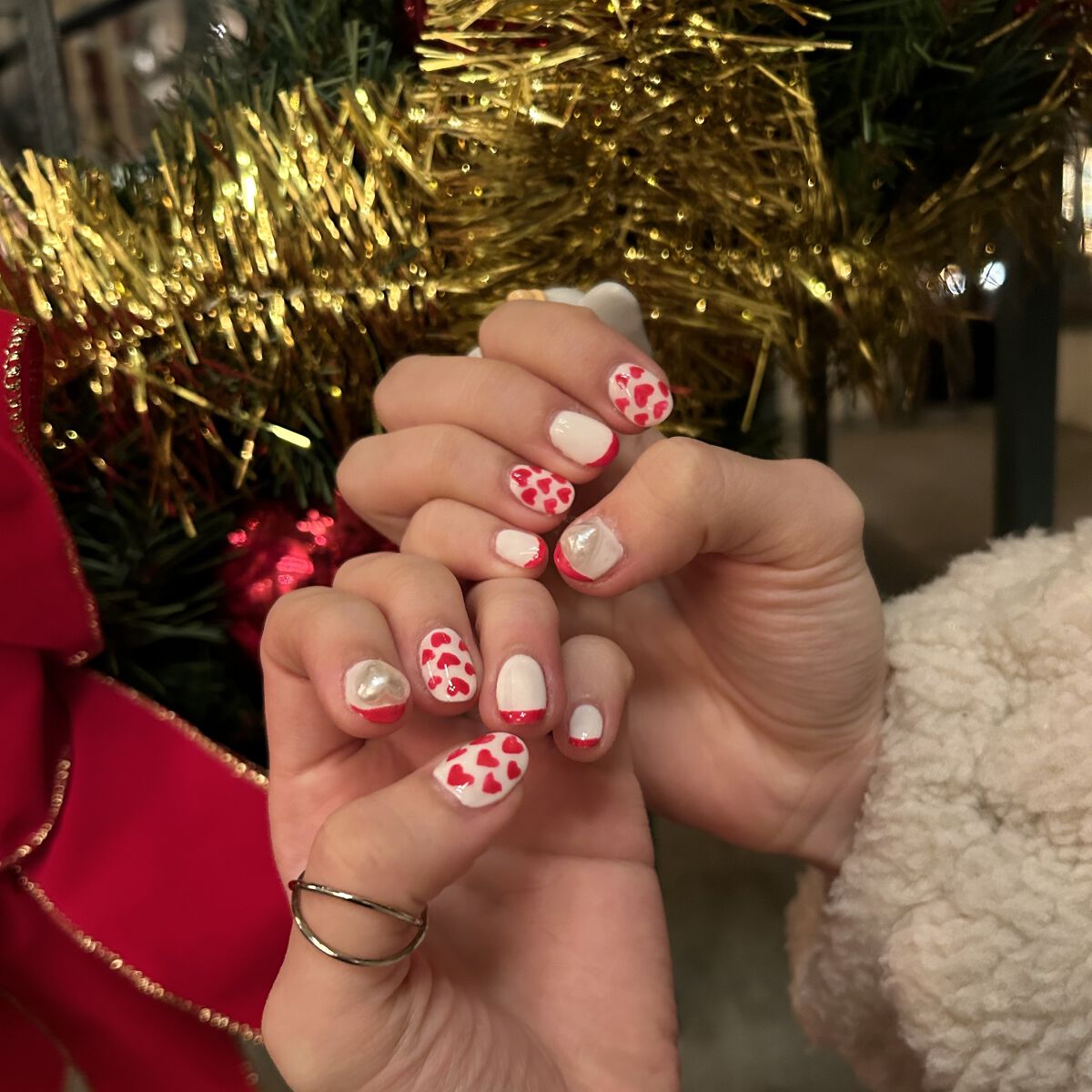 #クリスマスネイル,#バレンタインネイル,#ニュアンスネイル,#ジェルネイル,#フレンチネイルのネイルデザイン