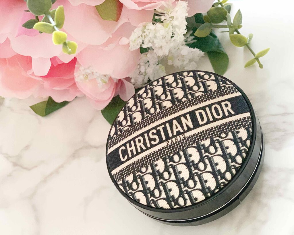 ディオールスキン フォーエヴァー クッション ディオールマニア エディション 0N ニュートラル/Dior/クッションファンデーションを使ったクチコミ（1枚目）