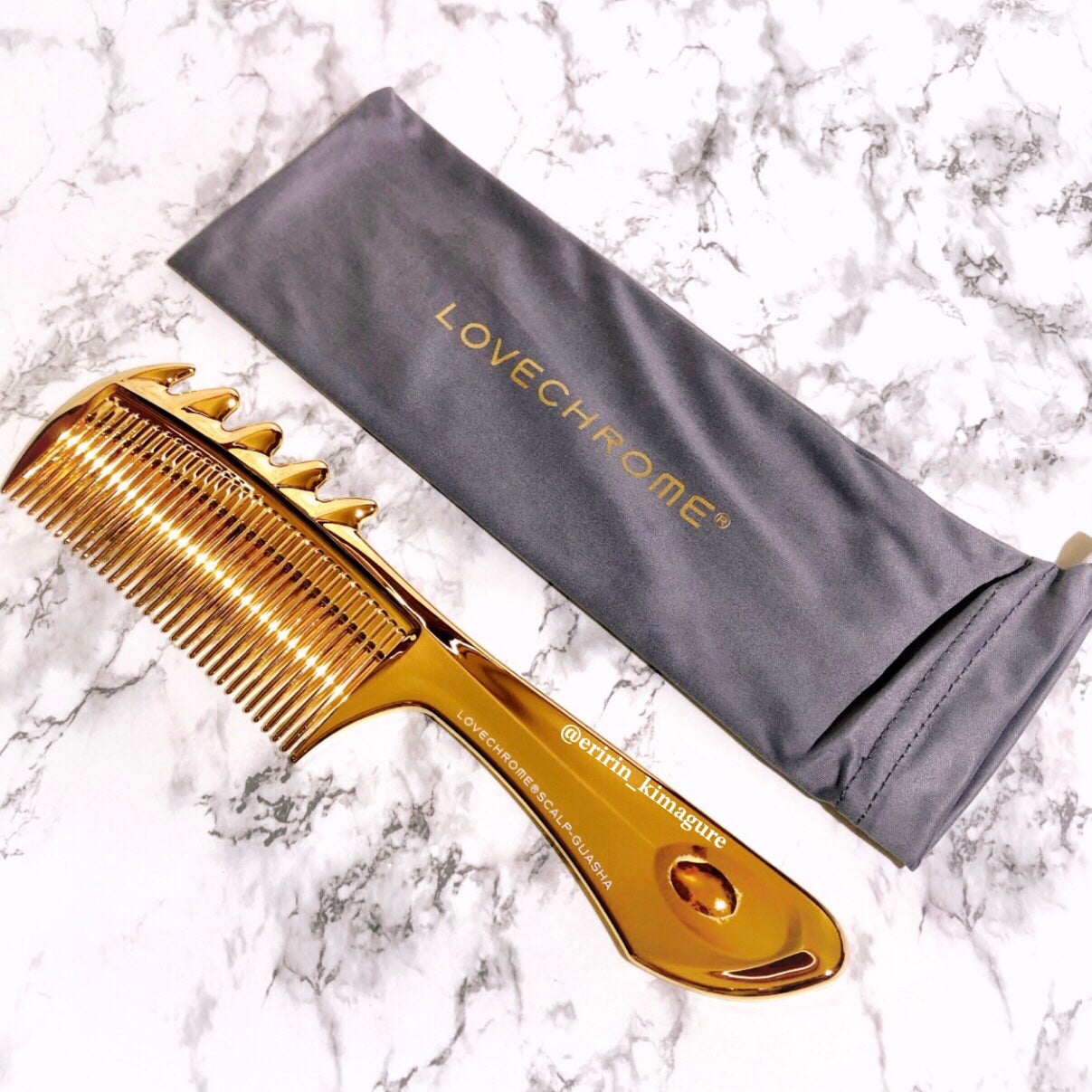 K24GP スカルプカッサ ゴールド/LOVECHROME/ヘアコームを使ったクチコミ(4枚目)