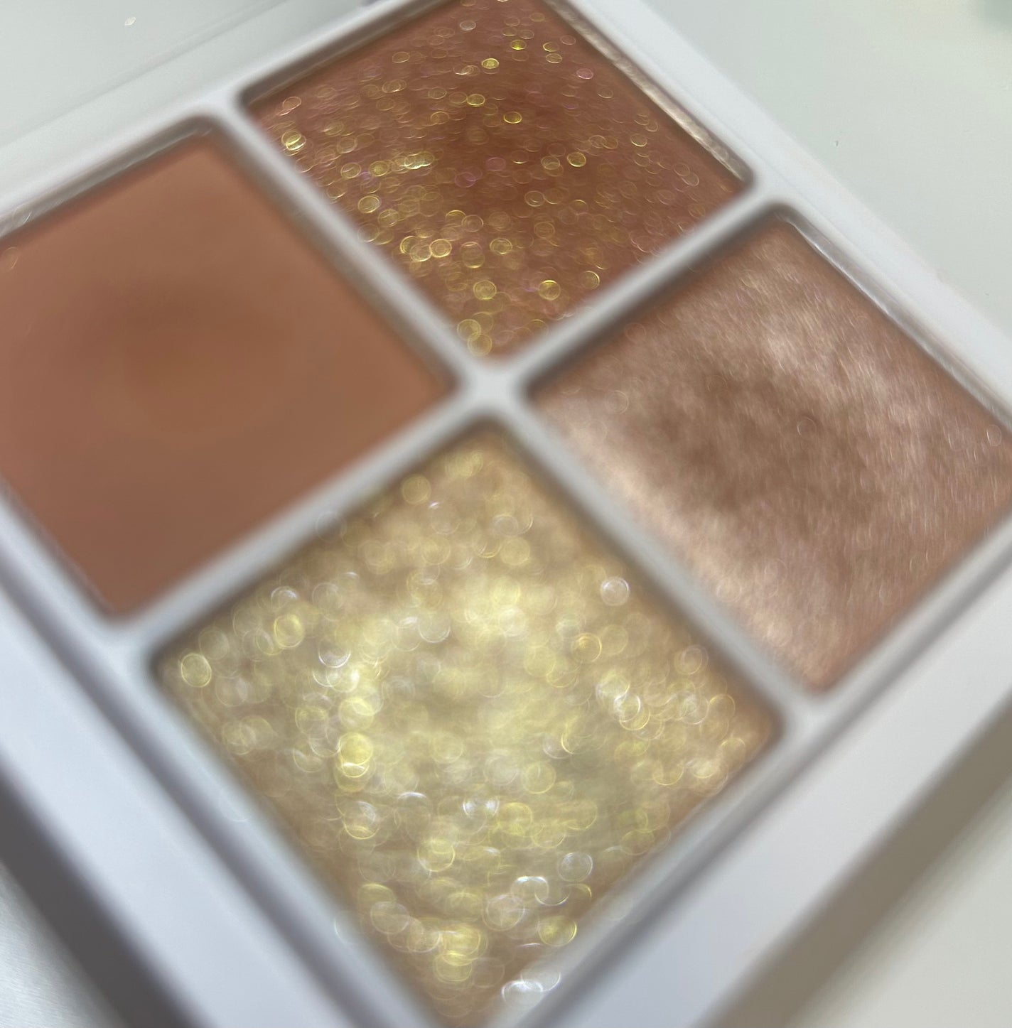 THE アイパレR/b idol/アイシャドウパレットを使ったクチコミ(3枚目)