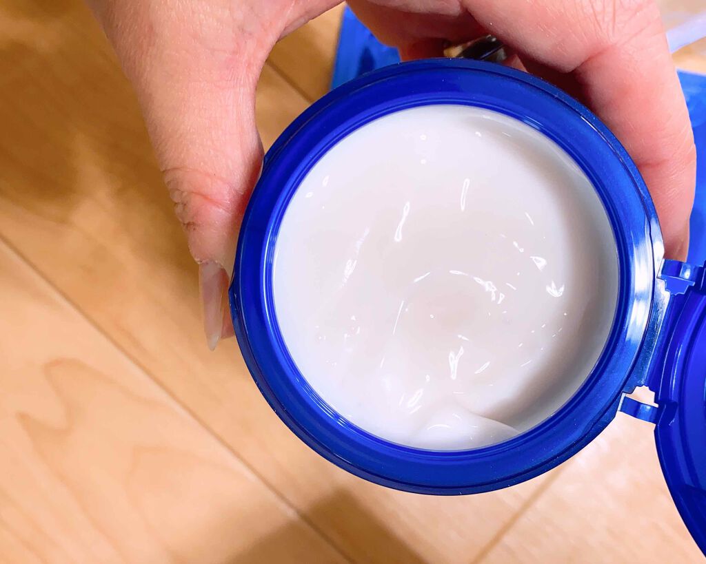 スペシャルジェルクリームA (ホワイト)(医薬部外品)/アクアレーベル/オールインワン化粧品を使ったクチコミ(4枚目)