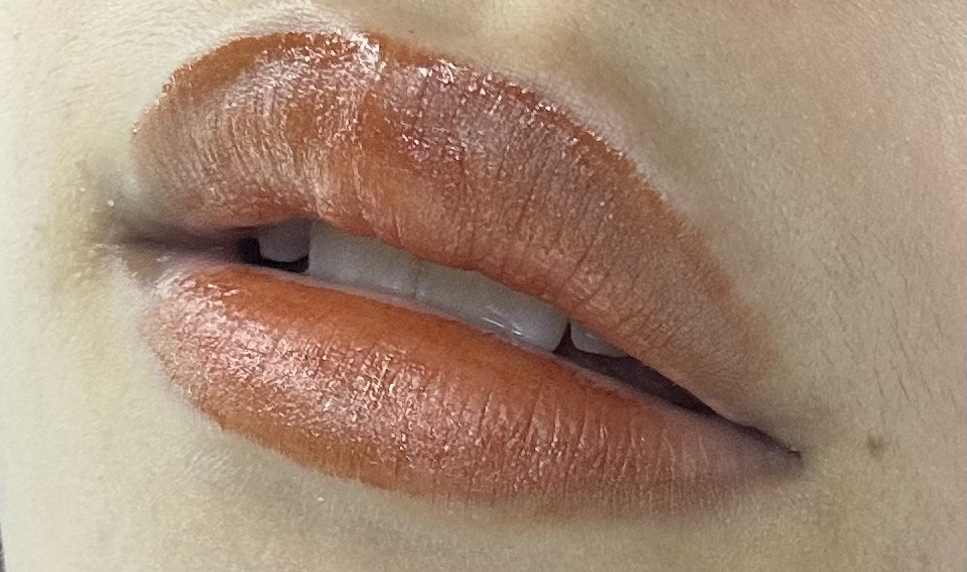 リップモンスター スフレマット M04 ゴーストムーン0:00AM/KATE/口紅を使ったクチコミ（1枚目）