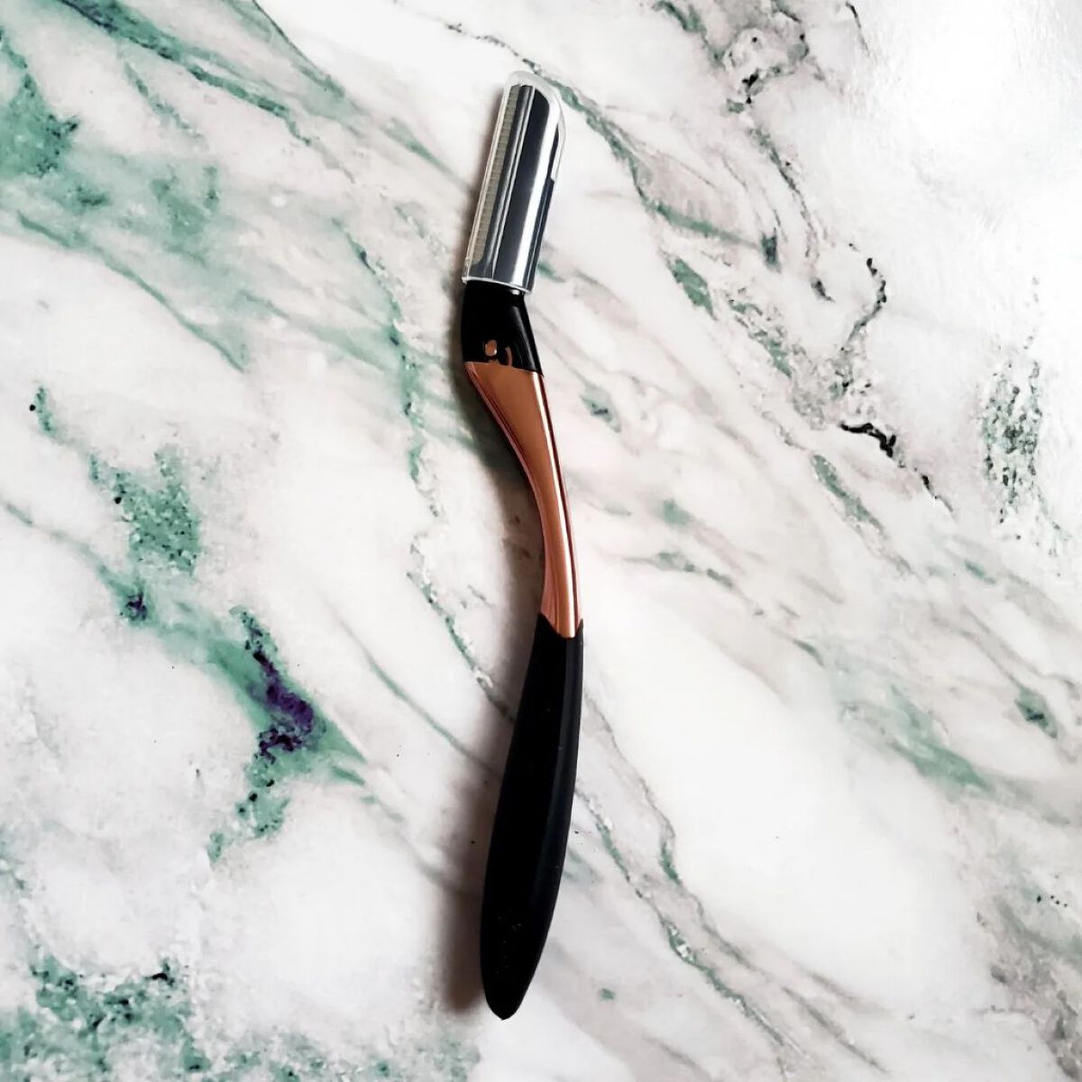 サロンプラス トーンアップ フェイススムーサー ホルダー（刃付き）/サロンプラス/シェーバーを使ったクチコミ（2枚目）