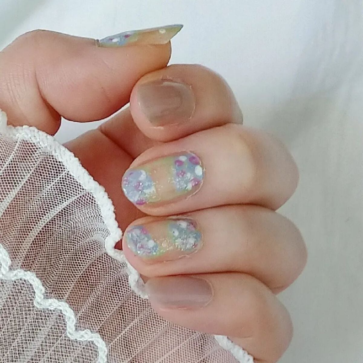 あちゃみん on LIPS 「·6月23日·ドットで紫陽花ネイル…| ᐕ)⁾⁾·爪楊枝の頭で..」(2枚目)