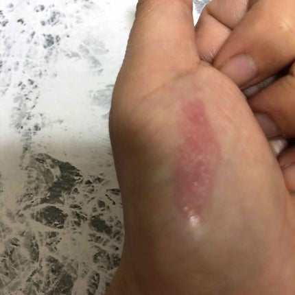 チャビー スティック モイスチャライジング リップ カラー バーム 07 スーパー ストロベリー/CLINIQUE/口紅の画像