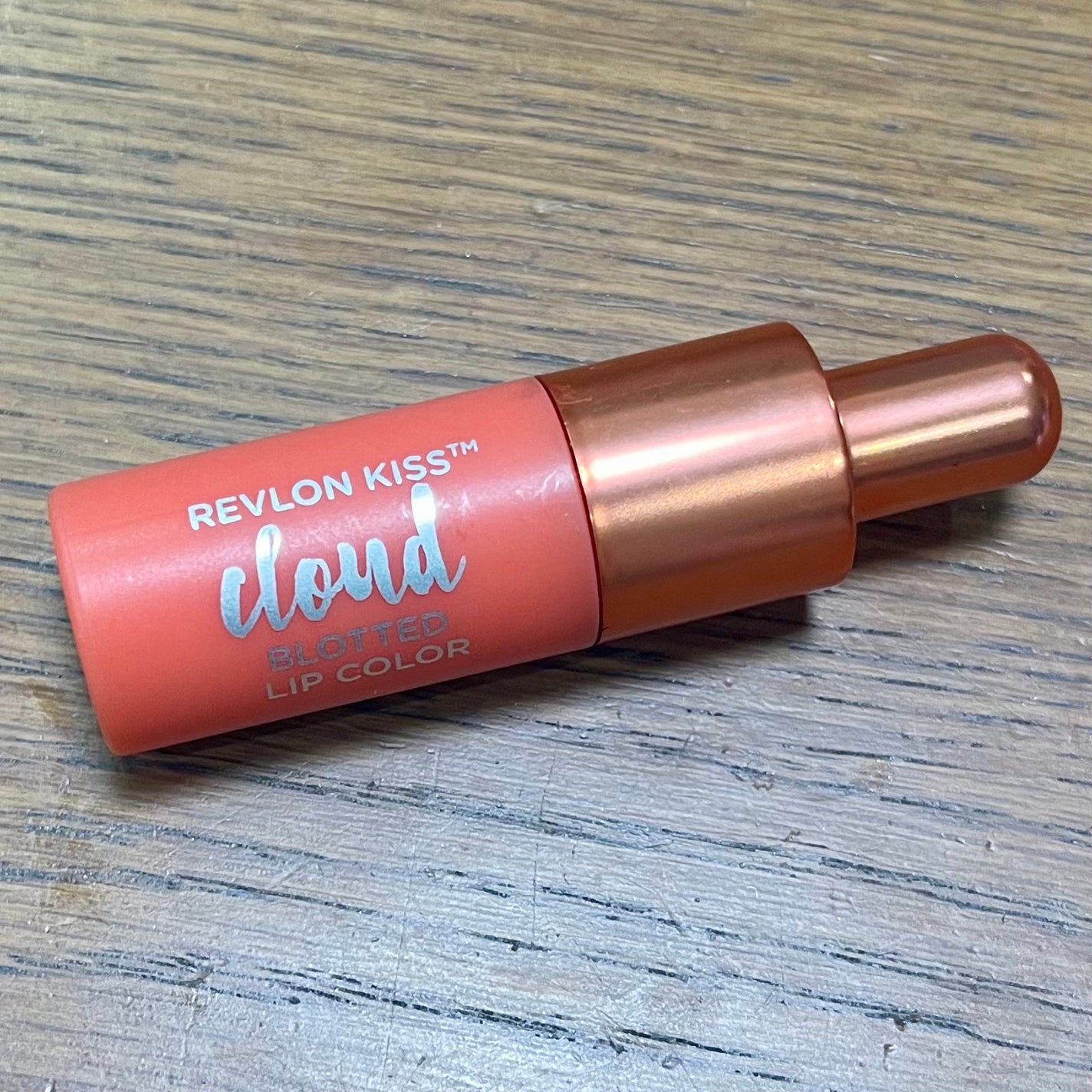 キス クラウド ブロッテッド リップ カラー/REVLON/口紅を使ったクチコミ(1枚目)