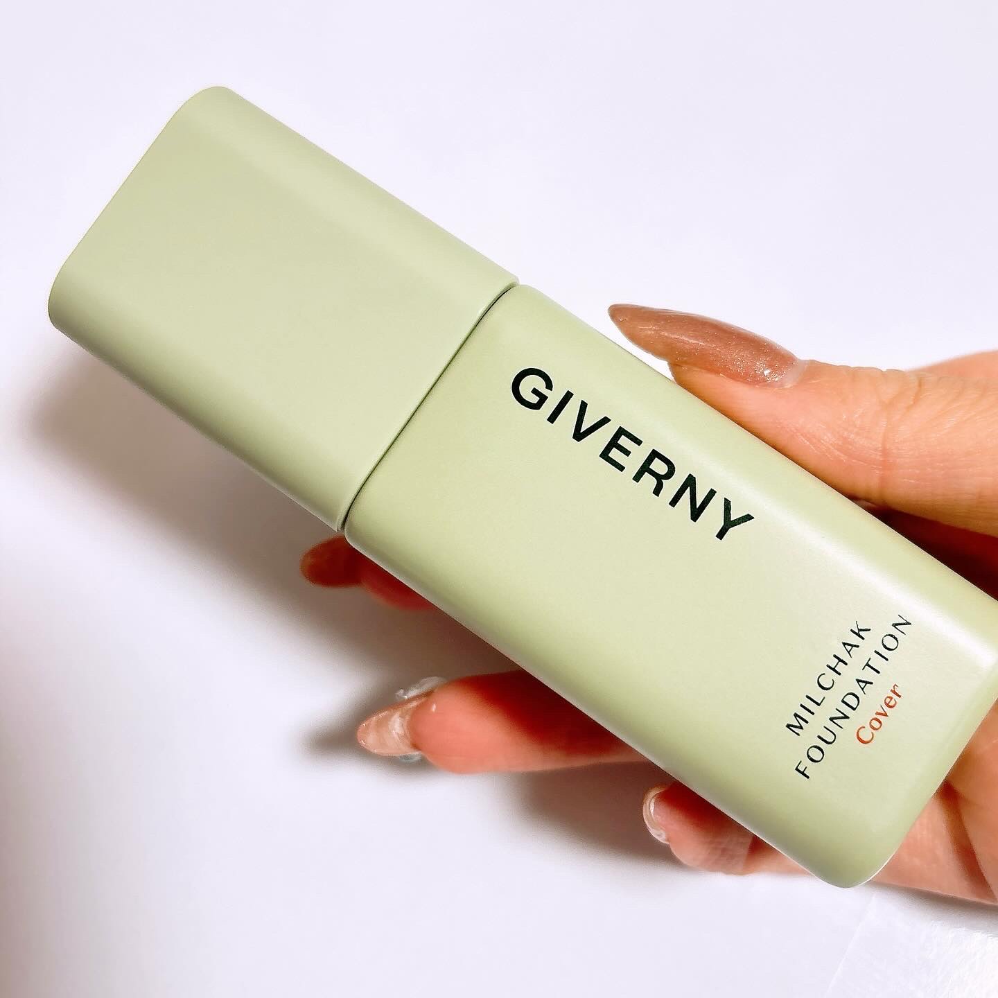 ジヴェルニー 密着カバーファンデーション/GIVERNY/リキッドファンデーションを使ったクチコミ（3枚目）