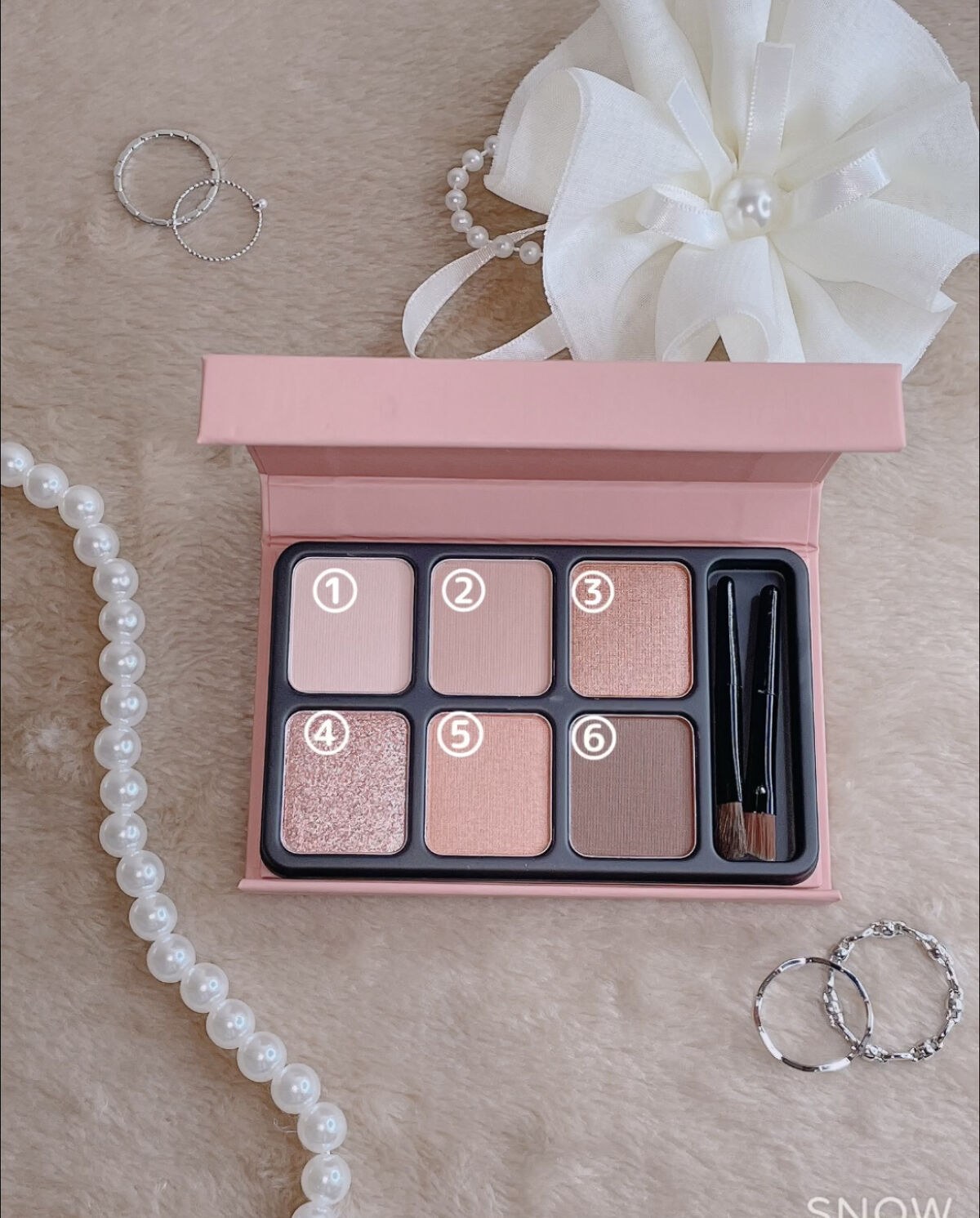 アイカラーパレット/heme/アイシャドウパレットを使ったクチコミ（2枚目）