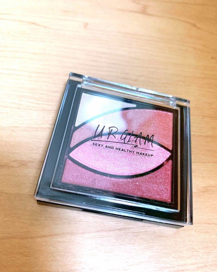 UR GLAM VELVET EYE COLOR PALETTE/U R GLAM/アイシャドウパレットを使ったクチコミ(1枚目)