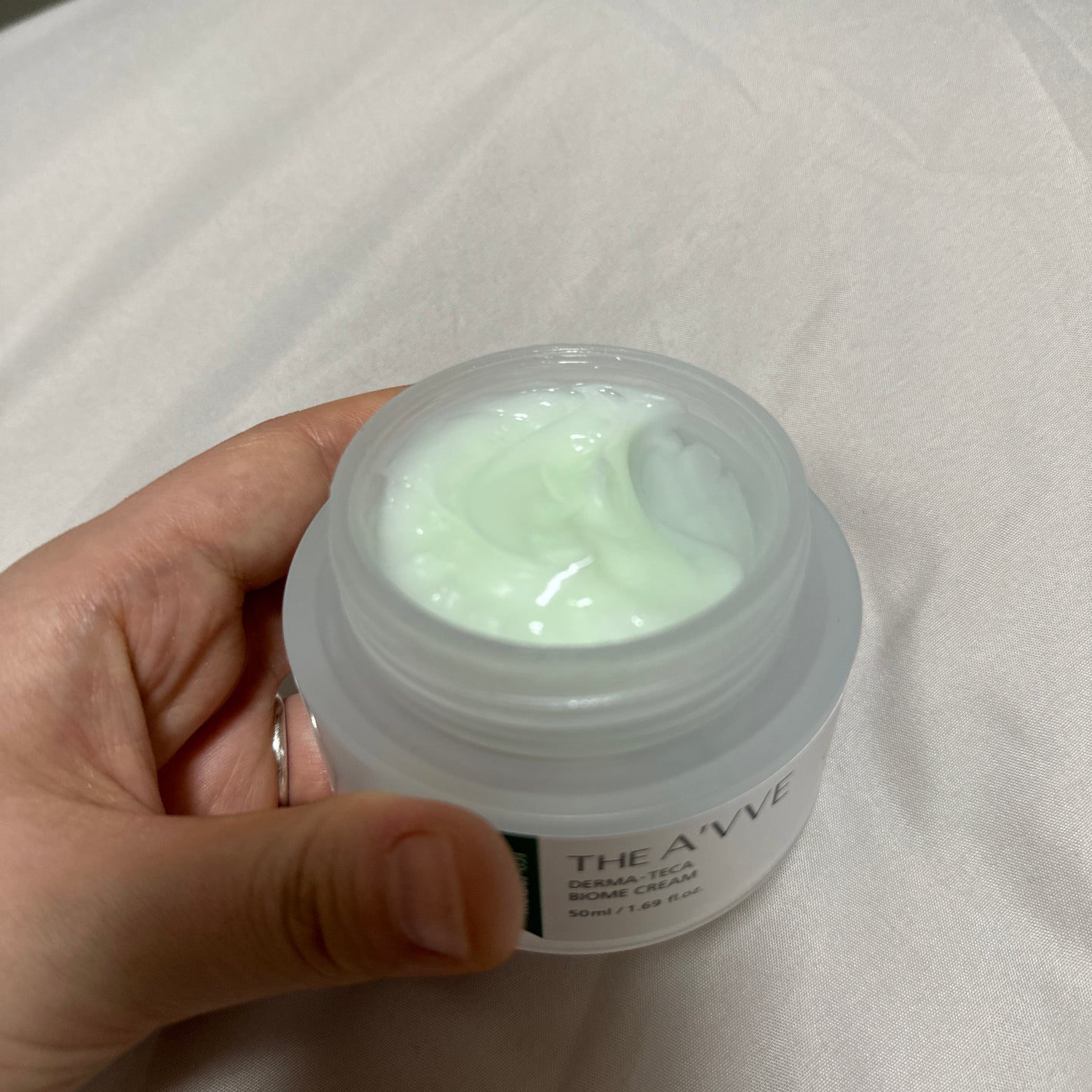ダーマテカバイオームクリーム/THE A'VVE/フェイスクリームを使ったクチコミ(2枚目)