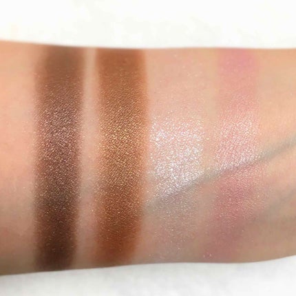 アディクション ザ アイシャドウ 73 Dolce Vita (P) /ADDICTION/単色アイシャドウを使ったクチコミ(3枚目)