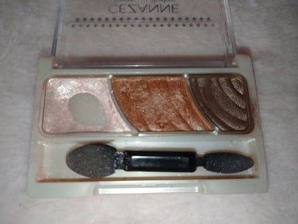 トーンアップアイシャドウ/CEZANNE/アイシャドウパレットを使ったクチコミ(2枚目)